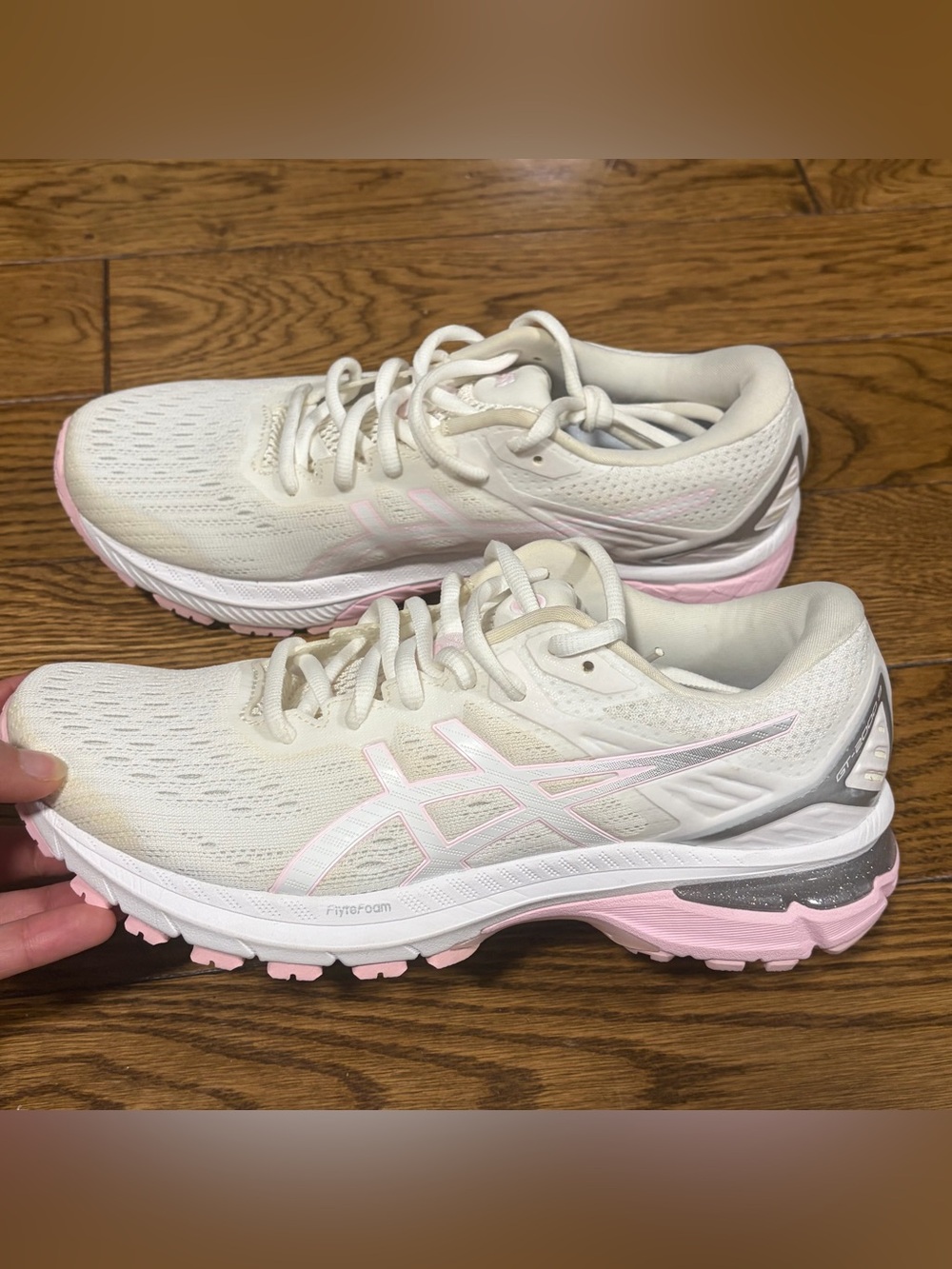 ASICS GT-2000 Women's Running Shoes - Cream and Light Pink size 7.5